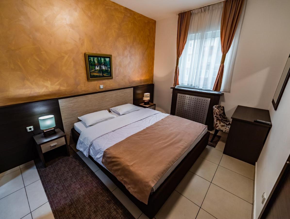 Hotel Albo Bor Exteriér fotografie