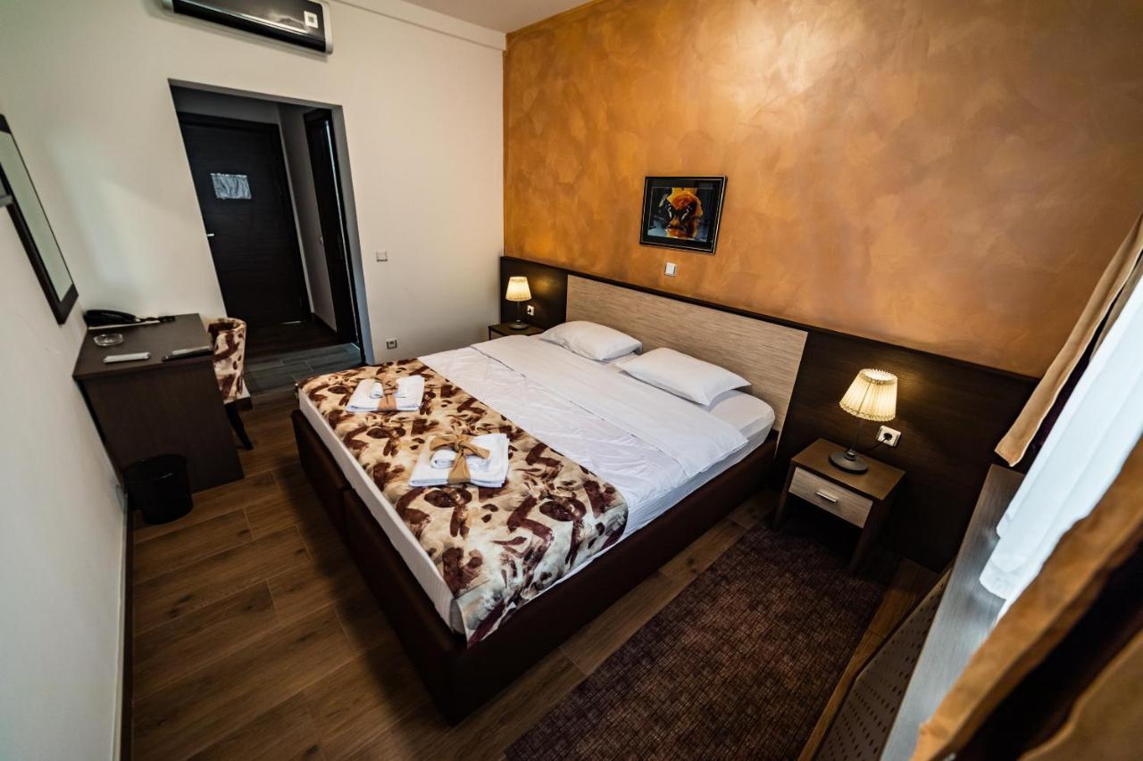 Hotel Albo Bor Exteriér fotografie